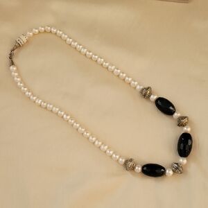 Pearl and Black Onyx Statement Necklace - Classic Elegant Style